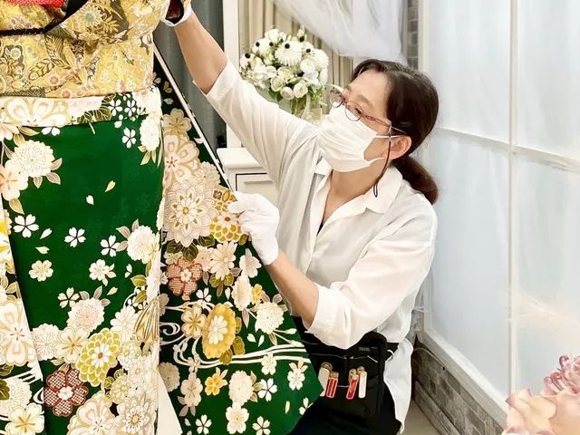 大切な一日を安心して迎え、笑顔で過ごせるお着付けをいたします