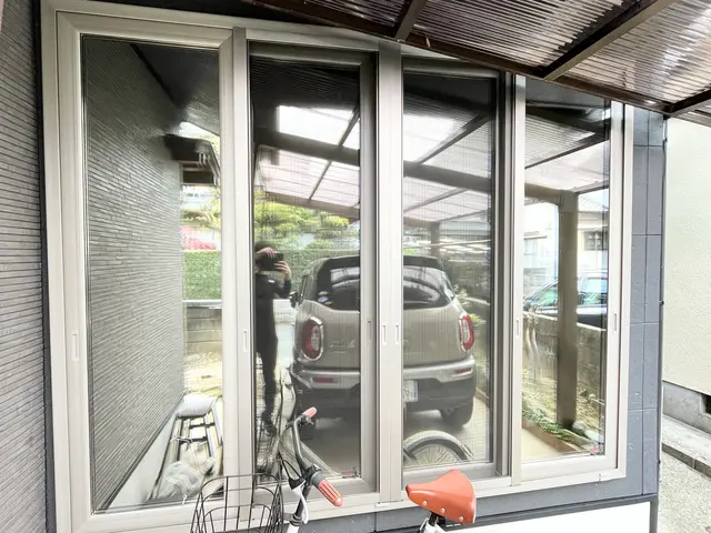 窓ガラスフィルム施工｜Craftsman Windowsサービスの画像