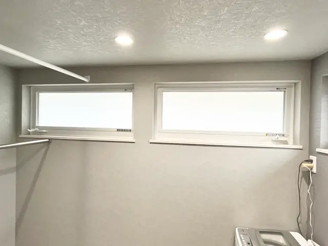 窓ガラスフィルム施工｜Craftsman Windowsサービスの画像