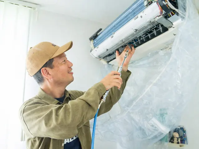赤ちゃんペットにも安心な天然成分で洗浄するから匂い無く環境にも優しい完全分解対応サービスの画像