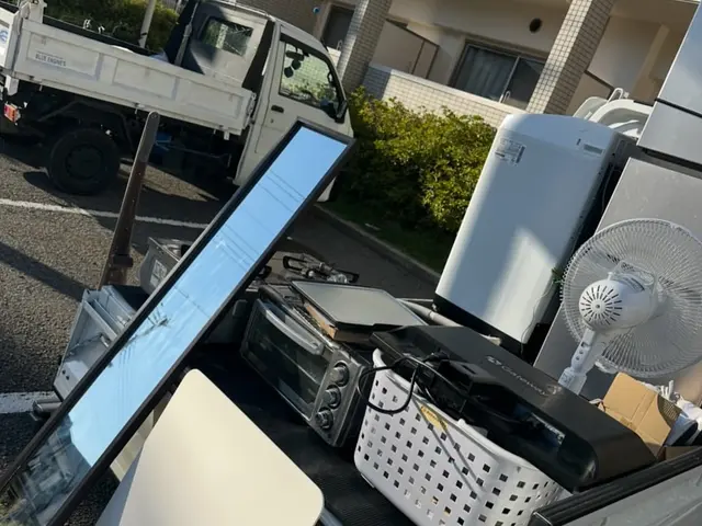 女性スタッフ同行可能！大手経験者による安心丁寧な軽トラック回収サービスサービスの画像