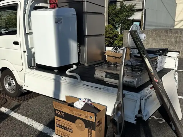 女性スタッフ同行可能！大手経験者による安心丁寧な軽トラック回収サービスサービスの画像