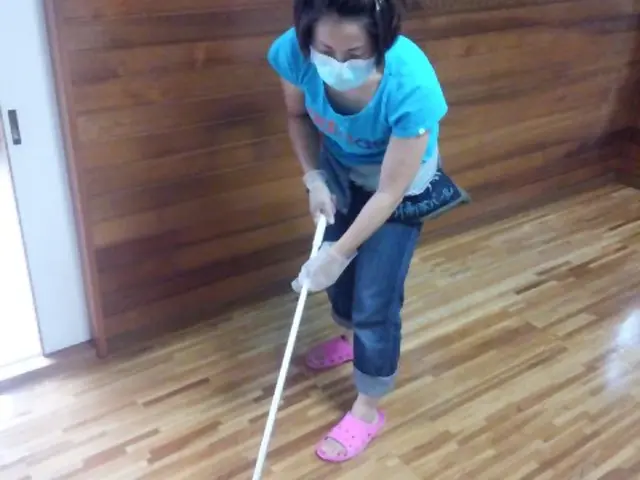 地域密着なので時間厳守をお約束いたします。床のワックスは込みです。サービスの画像