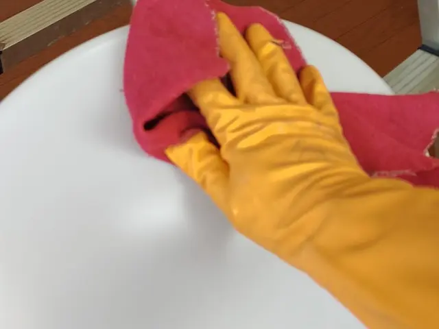 地域密着なので時間厳守をお約束いたします。床のワックスは込みです。サービスの画像