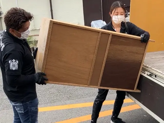 進まない片付けにサヨナラ！重たい家具もUHandでまとめて手間ゼロ回収サービスの画像