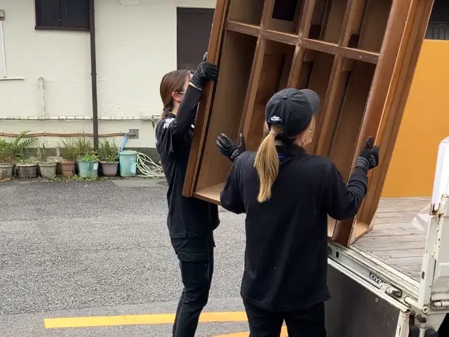 進まない片付けにサヨナラ！重たい家具もUHandでまとめて手間ゼロ回収サービスの画像