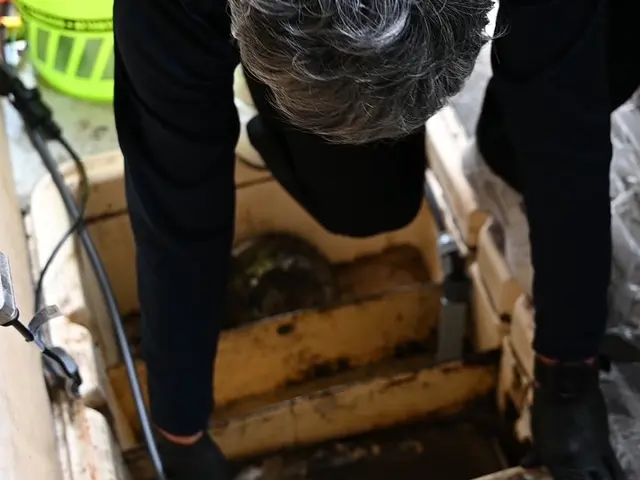 飲食店グリストラップ清掃｜油脂・臭い除去｜詰まり防止サービスの画像