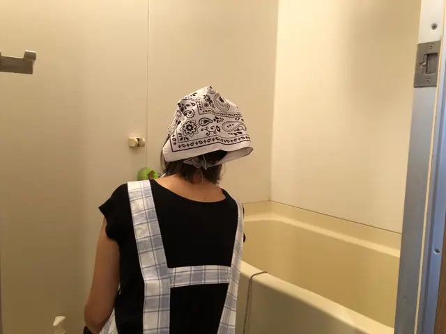 コツコツ手作業ならではの綺麗を体感！安心してお任せください。サービスの画像