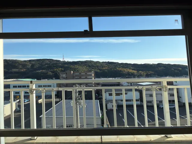 窓・サッシ徹底クリーニング「室内・室外対応」サービスの画像