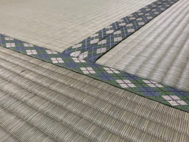 素材作りから、お届け前の拭き仕上げまで、畳1級技能士がお届けします。サービスの画像