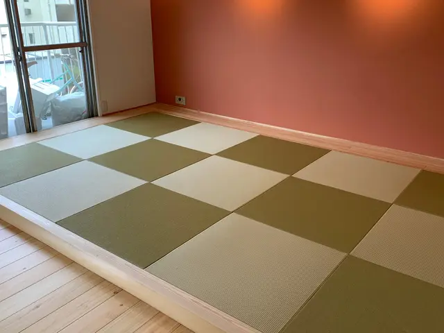 素材作りから、お届け前の拭き仕上げまで、畳1級技能士がお届けします。サービスの画像