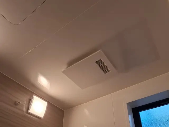 ★浴室乾燥暖房換気扇★　交換新規取り付けを致します　★冬は暖かく夏は涼しいです★サービスの画像