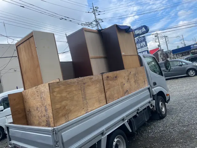 少量は割引します！作業員2名！丁寧・安心で駐車場代店舗負担の頼れるパートナーvサービスの画像