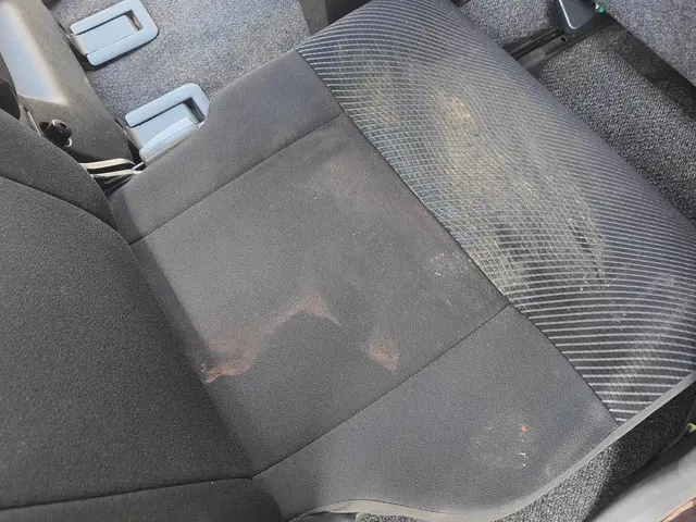 ◎実績12年・500件以上◎車内クリーニングのプロがあなたの愛車をピカピカに！サービスの画像