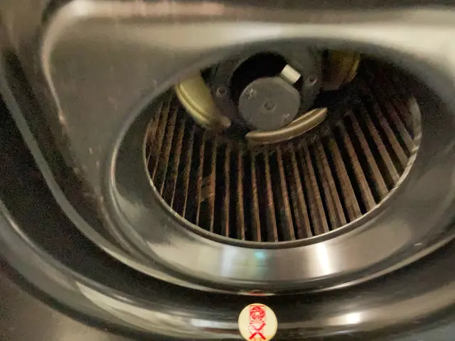 □女性スタッフが丁寧に時間をかけて細部まで作業させていただきます！サービスの画像