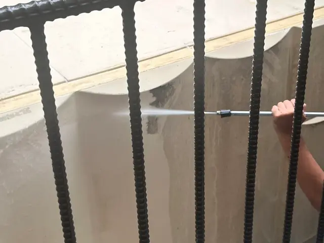 外壁は高圧洗浄だけの対応になります。サービスの画像