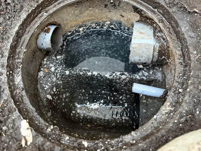 【努力！！！】排水管洗浄プロ直通｜つまり・汚れを徹底除去サービスの画像