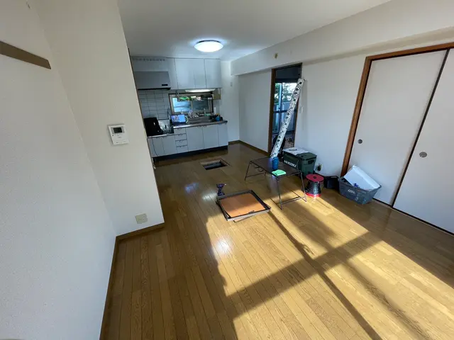 現状回復可能な賃貸施工◎ペットにも優しく床が変わるだけで雰囲気も変わります！サービスの画像