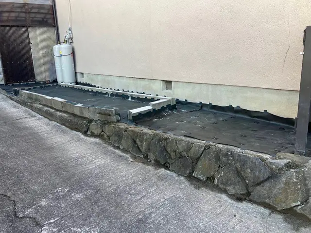 防草シートサービスの画像