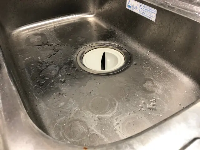 油汚れ、水アカ、五徳とコゲ落としお任せ下さい◉損害保険加入済◉大手での作業経験あサービスの画像