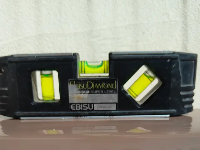 ポスト壁に設置　ぶら下げ型サービスの画像