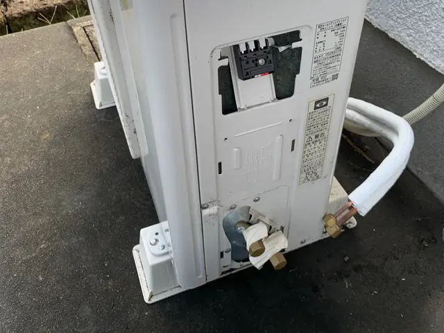 エアコンの取り外しのことならお任せ下さい！サービスの画像