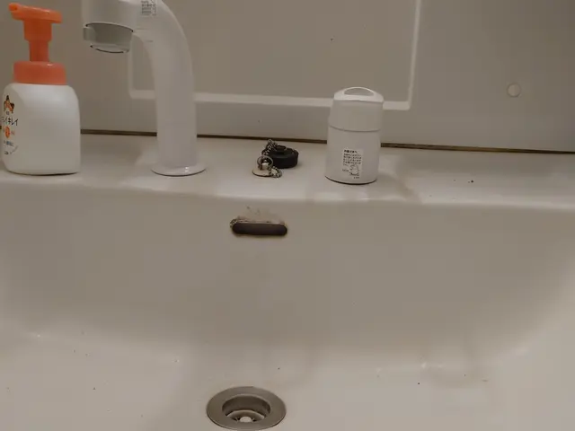 洗面水道交換工事します。サービスの画像