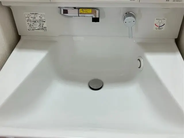 朝の気分が変わる！洗面所徹底おそうじプランサービスの画像