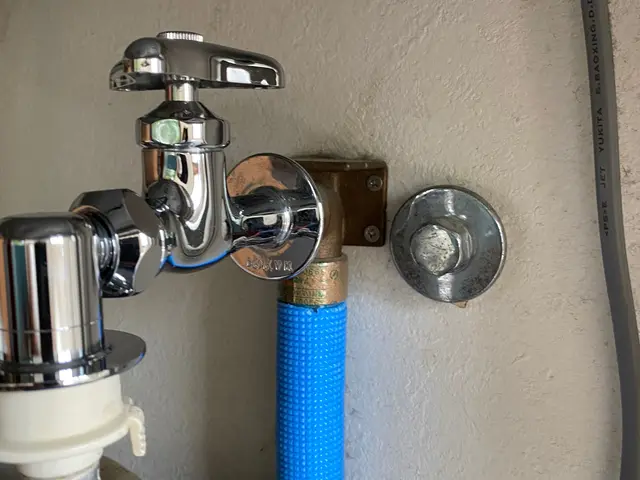 仮の予約をしてから写真でお見積もりします。お見積もりをしてから工事の予約をお願いサービスの画像