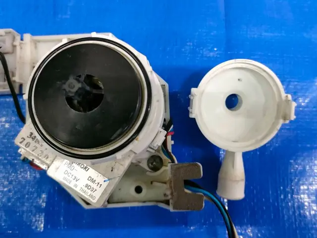 施工実績多数あり◆複数台割引あり◆迅速かつ丁寧な対応◆早朝から夜間作業まで対応可サービスの画像