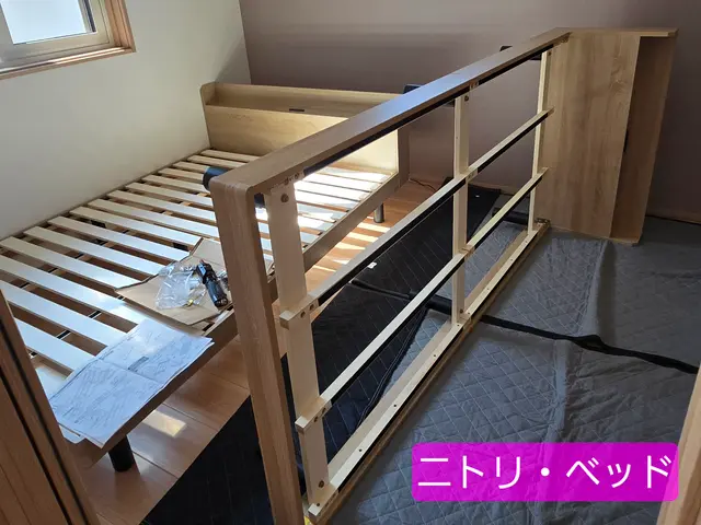 輸入家具の品質管理をしています。プロが丁寧に作業します。福岡・佐賀インボイス対応サービスの画像