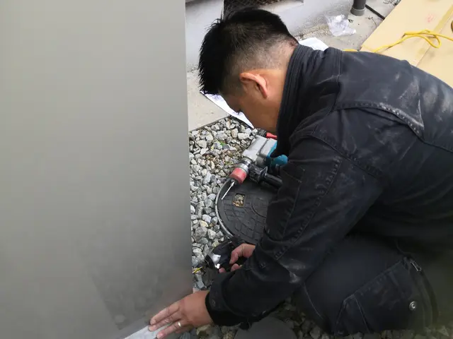 【物置設置】狭い場所も丁寧施工！アンカー固定・基礎対応もおまかせください♪サービスの画像