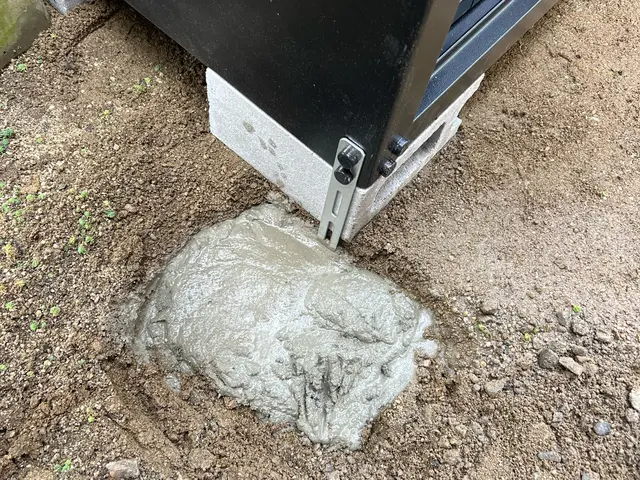 年末年始も営業します！物置ガレージハウス　プレハブも組立します！基礎工事も可能！サービスの画像