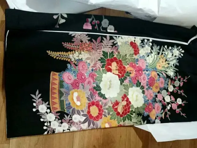 お着物のお片付け、仕分け等、お任せ下さい！サービスの画像