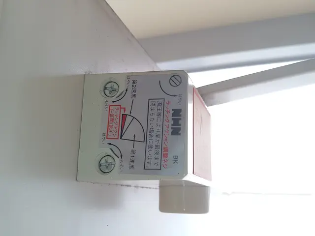 ドアクローザー交換　ドアクローザー用意します　　土日祝も対応可能ですサービスの画像