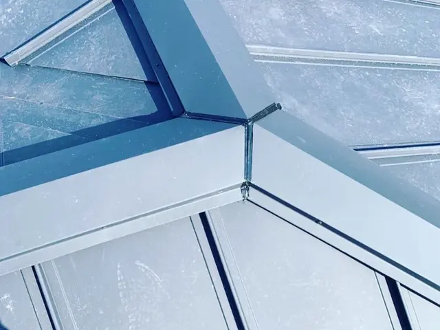 《業界10年/京都、滋賀対応》屋根雨漏り、屋根葺き替え工事はお任せ下さい。サービスの画像