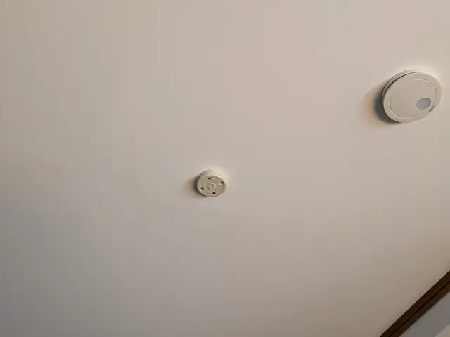 新規5年保証！業歴25年以上の電気工事士取得者が訪問します！サービスの画像