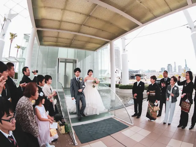 【写真も撮ります】演劇経験有りの女性プロカメラマンが代行します。サービスの画像