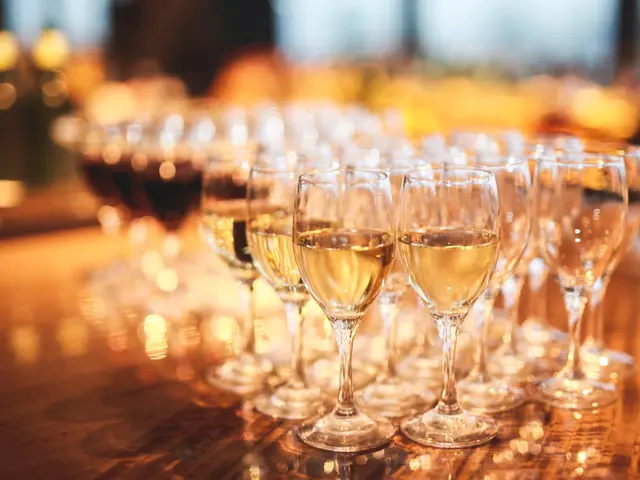 【写真も撮ります】演劇経験有りの女性プロカメラマンが代行します。サービスの画像