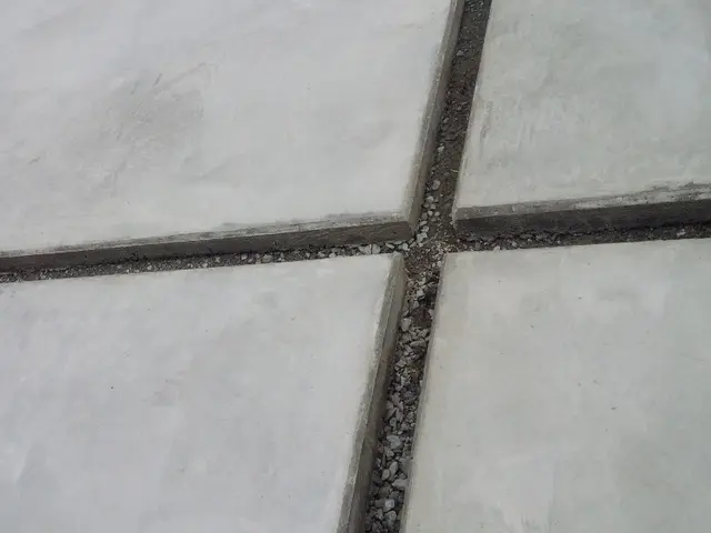 駐車場の土間コンクリート施工!!　＊犬走り工事なども承っております。サービスの画像