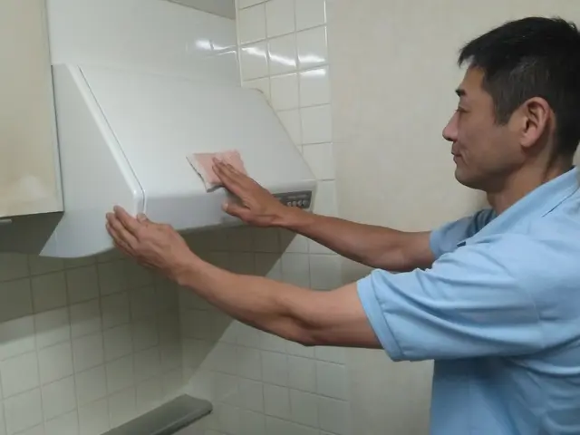 [1989年創業] 笑顔の素敵なスタッフが、丁寧にお掃除いたします！サービスの画像