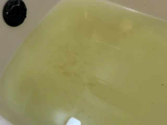 湯はり後に気になる浮遊物はありませんか？それは湯垢や皮脂汚れが溜まったものです！サービスの画像