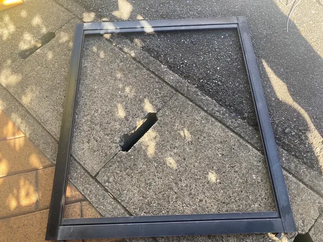 [神奈川地域密着店]網戸の張替え!!東京も目黒、大田区、世田谷区は対応可能！サービスの画像