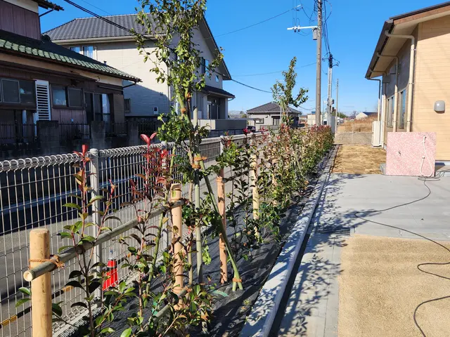 ☆シートを張る事によって除草いらず☆またシートの上に砂利をひいてオシャレにサービスの画像