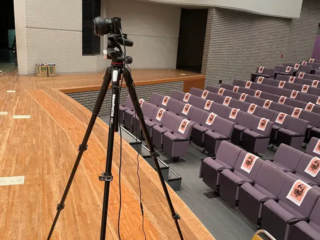 演奏会＆舞台の収録。プロの音楽家の視点で一味違う映像をお届けします！