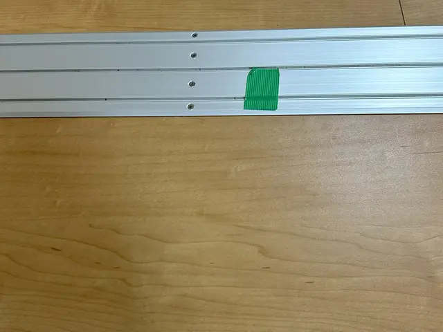 一度ご相談ください。フローリング、枠のキズ凹みを直します。サービスの画像