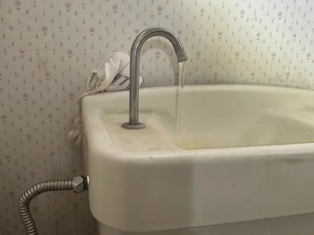 水漏れ応急修理か根本改善か？！サービスの画像