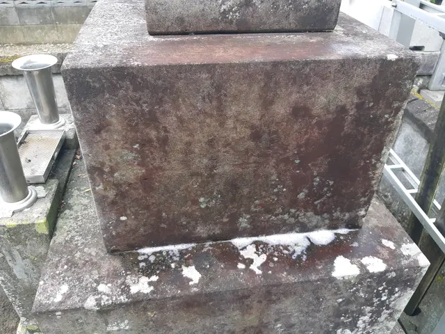 お墓の掃除。サービスの画像