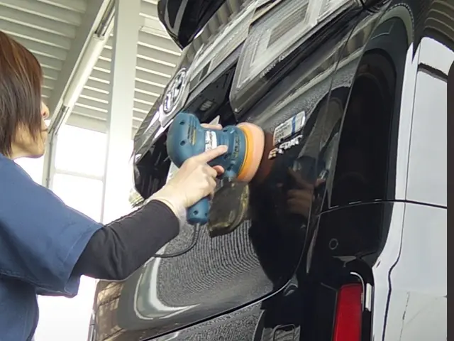 現役レーサー店長が施工！外注無◎時間外可☆2層ガラス系コーティングを低価格で施工サービスの画像