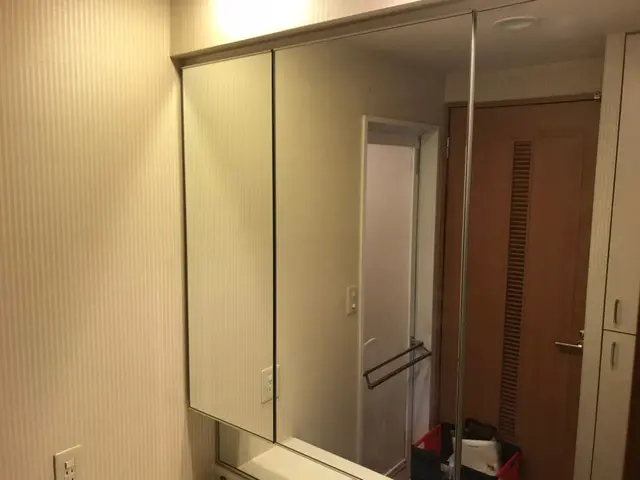 ★水垢、カビも徹底除去で洗面所がピカピカ！★作業だけでなく接客もご満足頂けます♪サービスの画像